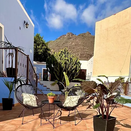Bed and Breakfast Casa Regina Tenerife 3*