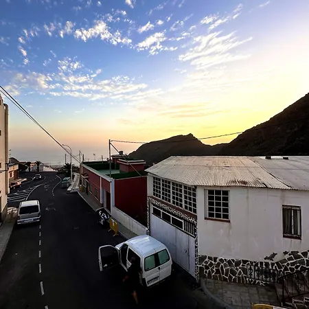 לינה וארוחת בוקר Casa Regina Tenerife 3*